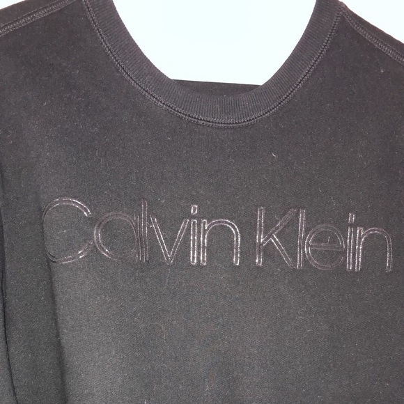 Calvin Klein Small Crewneck - Picture 2 of 3
